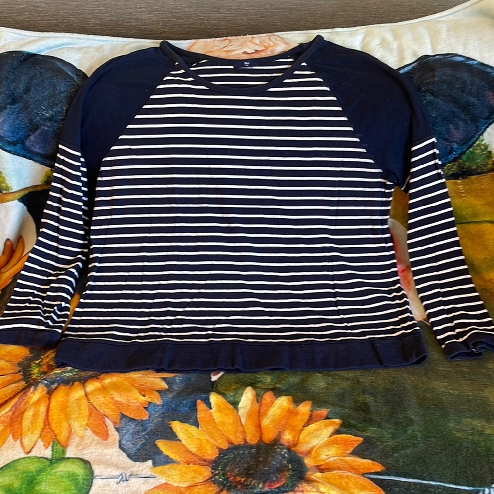 Xl long sleeve Gap top